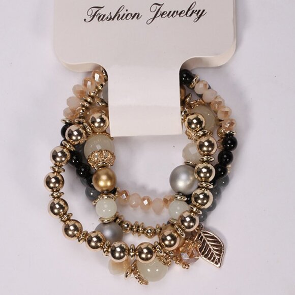 Multilayer Leaf Pendant Bracelet - Picture 1 of 2